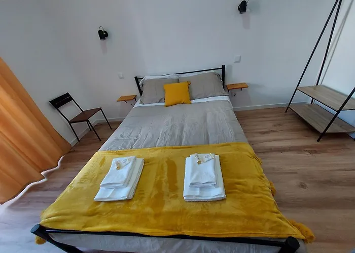 Homestay Wolley - 2 Peniche